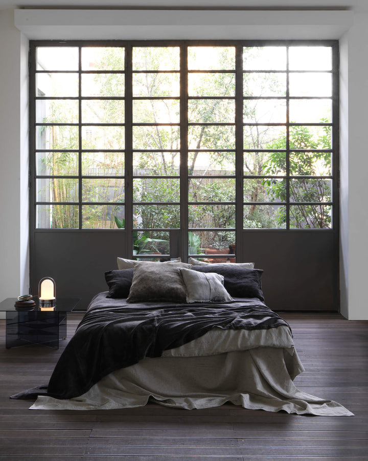 DISTRESSED VELVET BED COVER