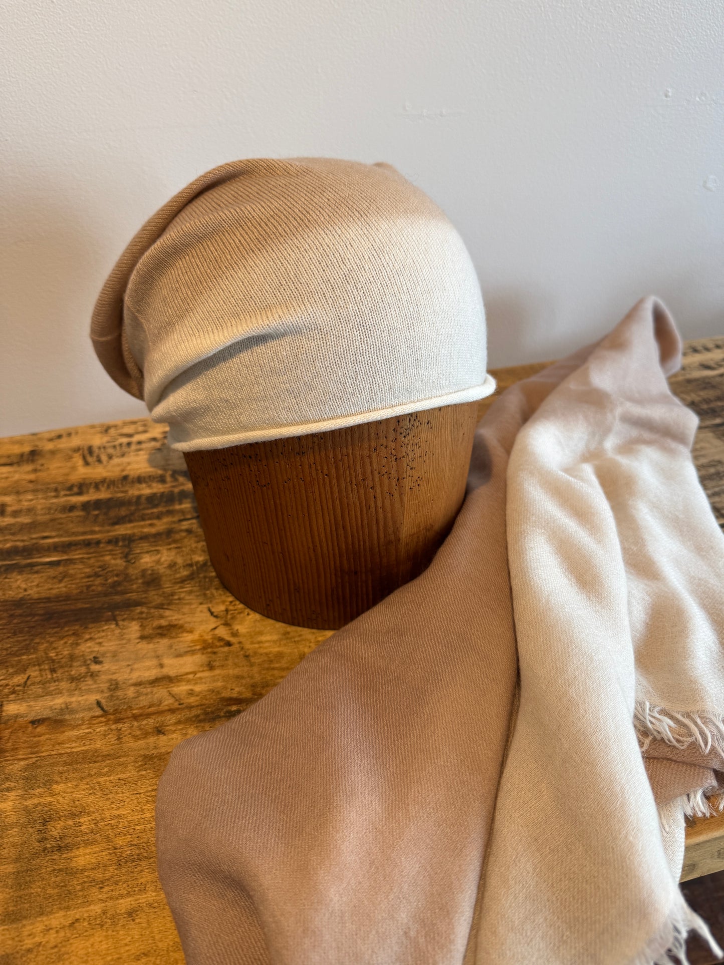 Cashmere beanie by Lalaerre