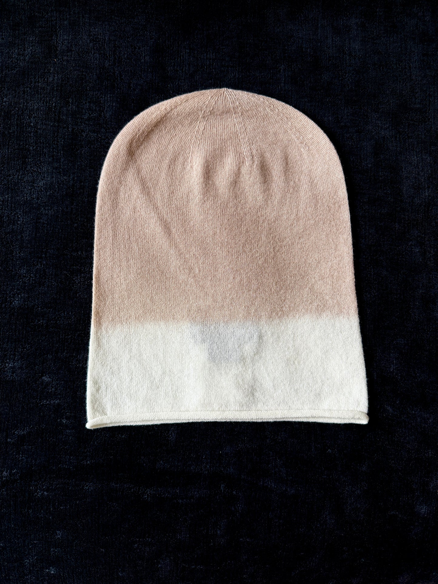 Cashmere beanie by Lalaerre