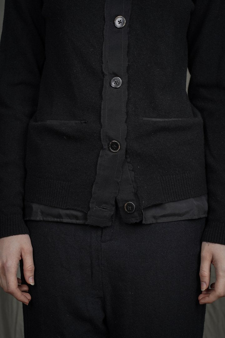 PLACKET KNIT CARDIGAN by ALEKSANDR MANAMÏS