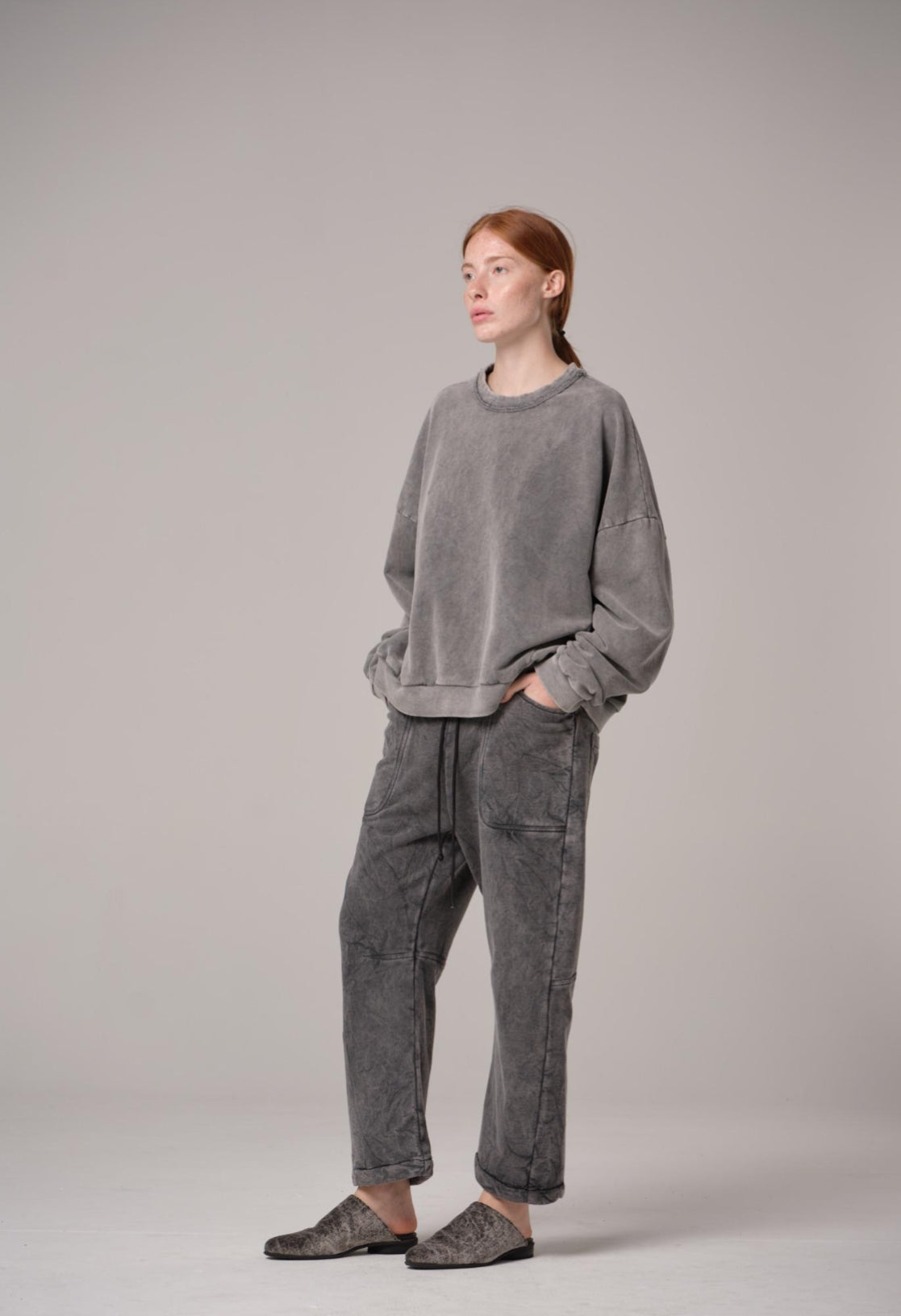 Curved Sweatpant by Totum Project